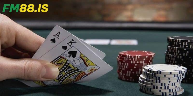 Nắm rõ cách chơi poker 2 lá trong 4 vòng cược