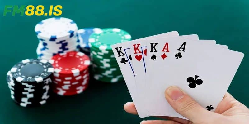 Tìm hiểu chơi poker là gì?